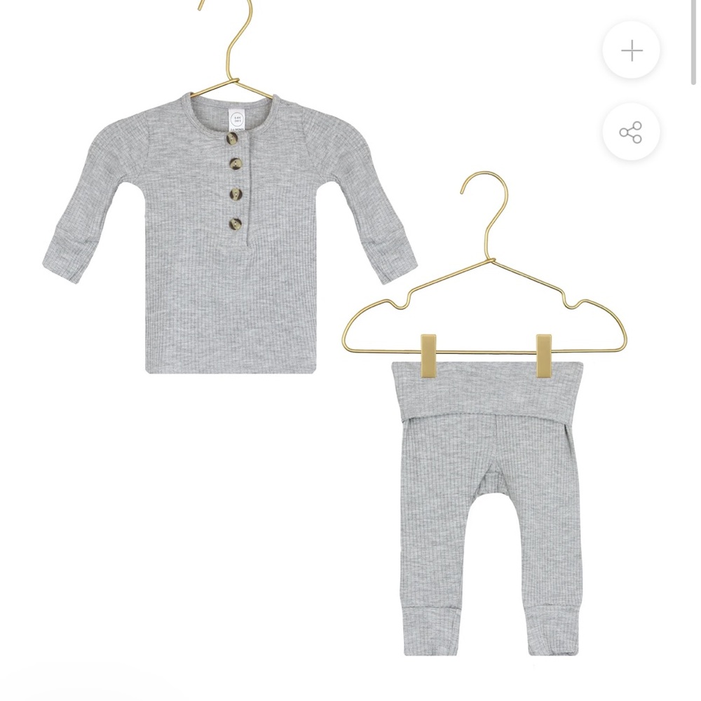 Lou Lou & Co Top and Bottom Ryan Ribbed in 6-12 month